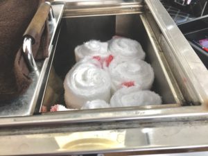 旭川 理容室 床屋 バーバー アパッシュ メンズカット ヘッドスパ シェービング マッサージ