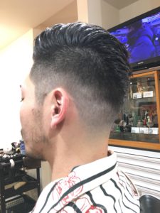 本物ツーブロック WAHL バリカンで男らしいフレッシュスタイル
