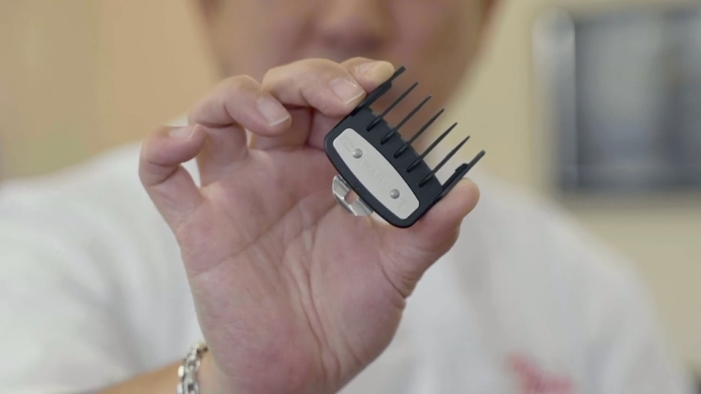 WAHL（ウォール）バリカンのアタッチメントの使い方を初心者向けに解説！絶対に持っておきたい3枚も紹介